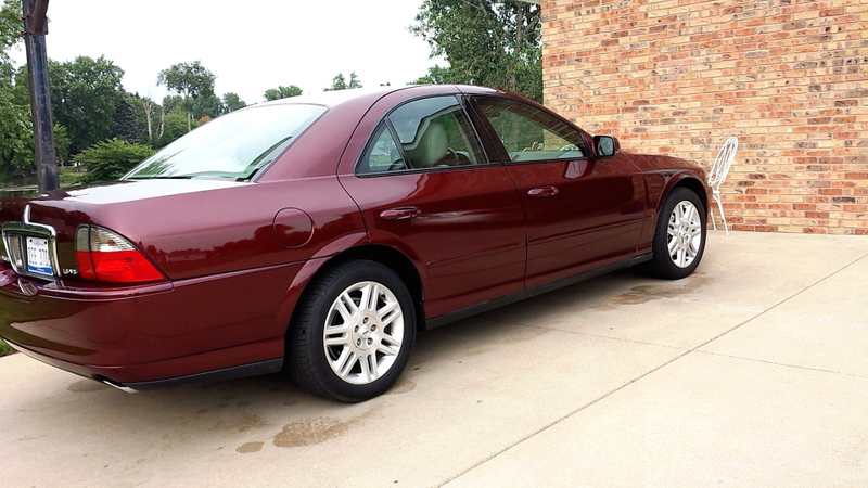 Illustration for article titled 2003 Lincoln LS V8 Sport: The Oppo Review